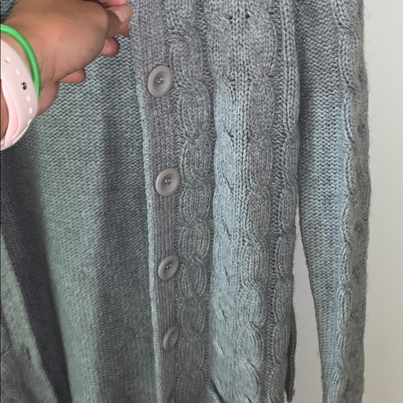 Cardigan - Picture 3 of 5